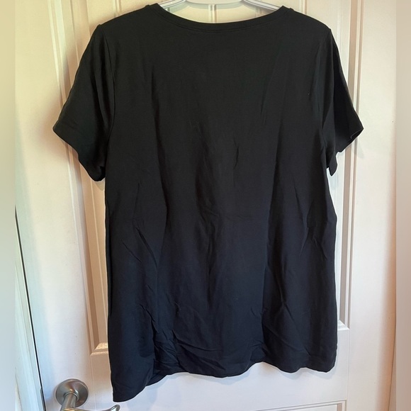 Nwot Belle by Kim Gravel Twist front Tee Black Medium - Picture 5 of 9